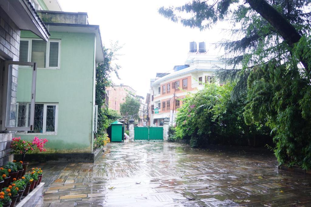 Happiness Guest House 1 Kathmandu Ngoại thất bức ảnh